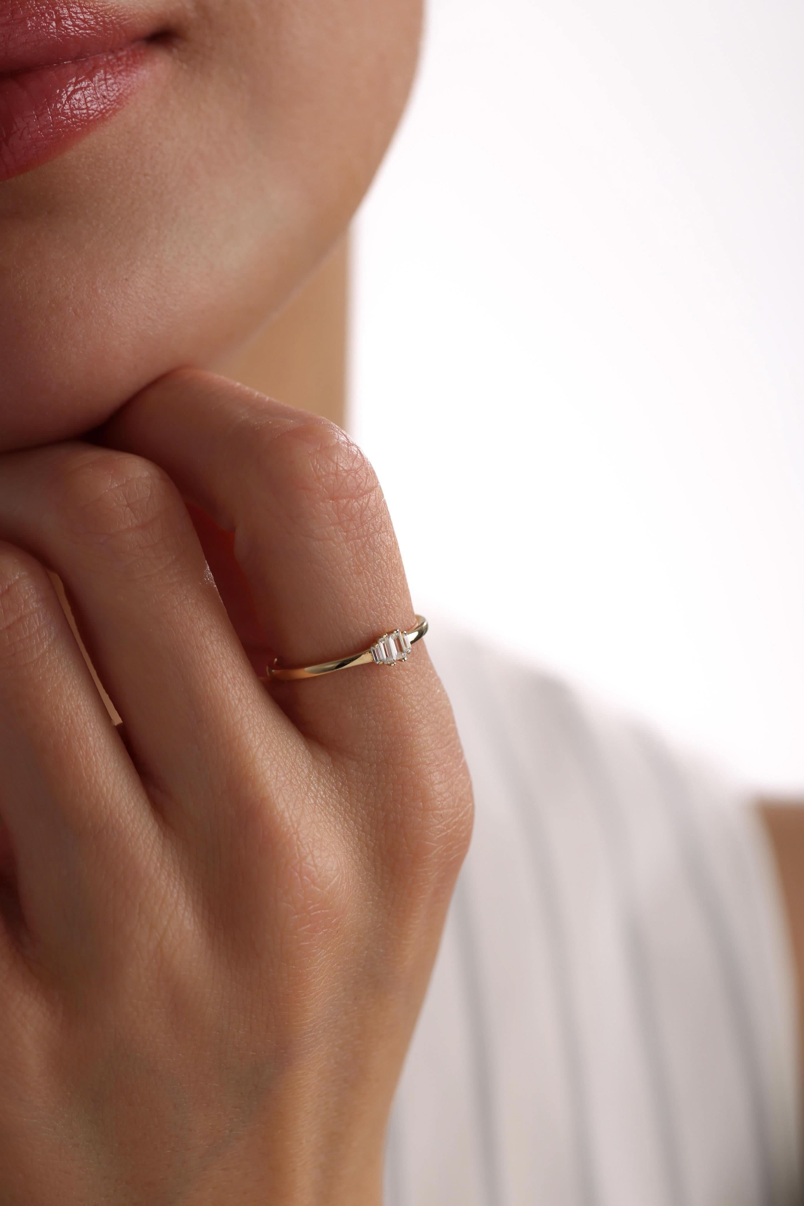 14 Ayar Bagetli Altın Yüzük