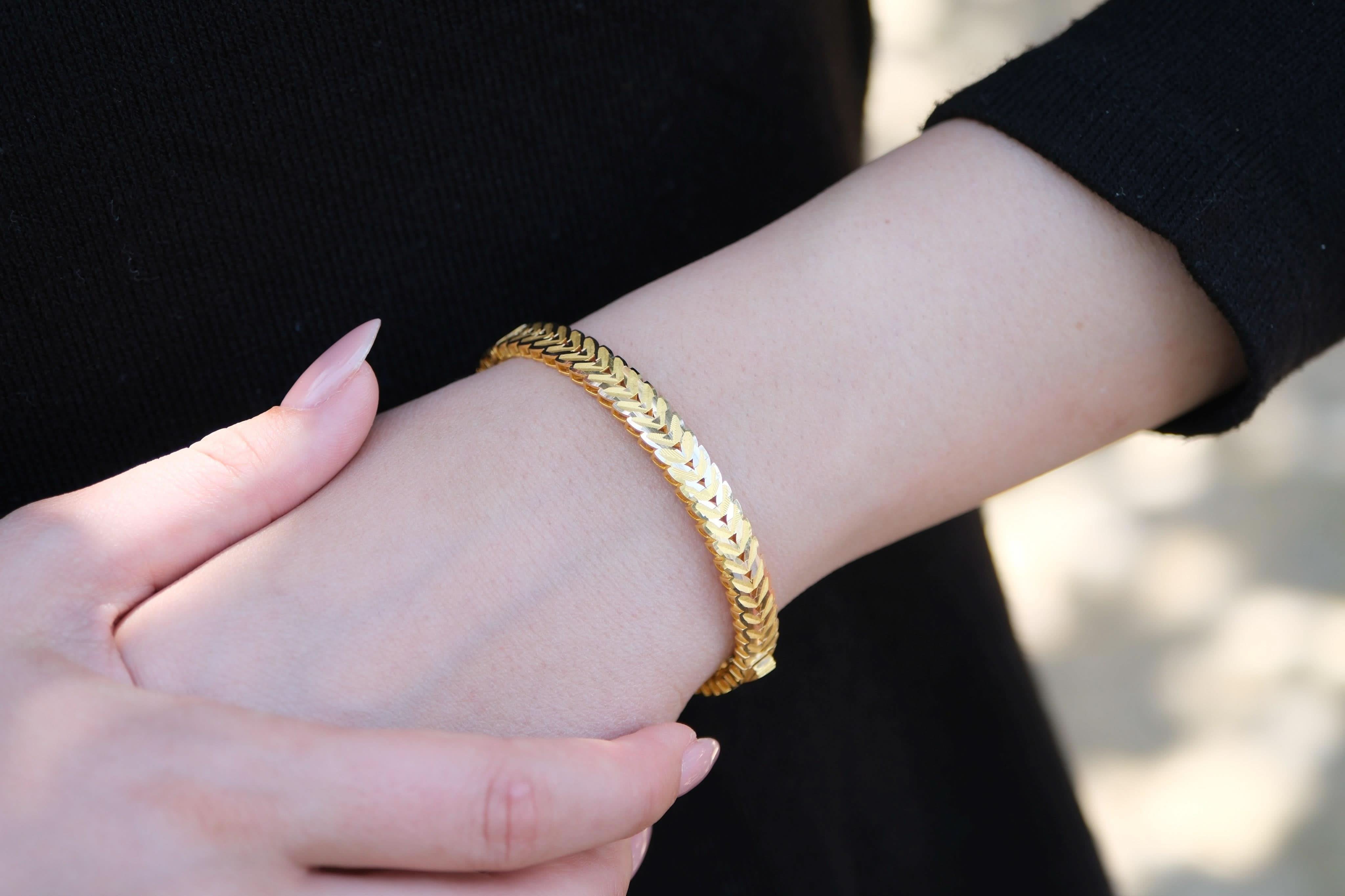 14 Ayar Başak Altın Bileklik