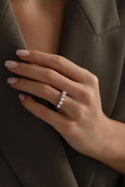 14 Ayar Beyaz Beştaş Altın Yüzük