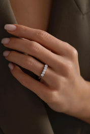 14 Ayar Beyaz Beştaş Altın Yüzük