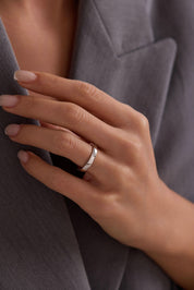 14 Ayar Beyaz Taşlı Alyans Altın Yüzük