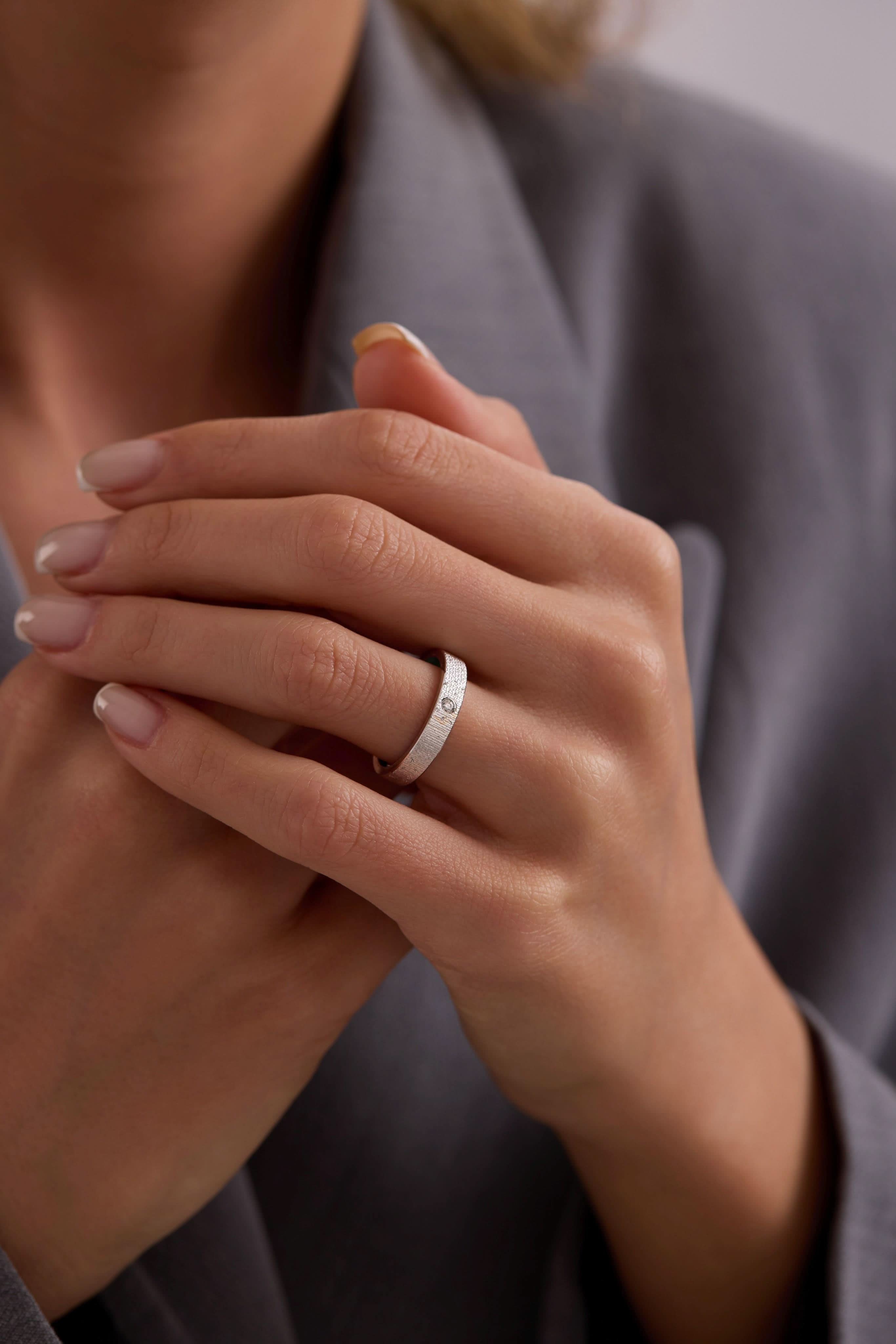 14 Ayar Beyaz Taşlı Alyans Altın Yüzük