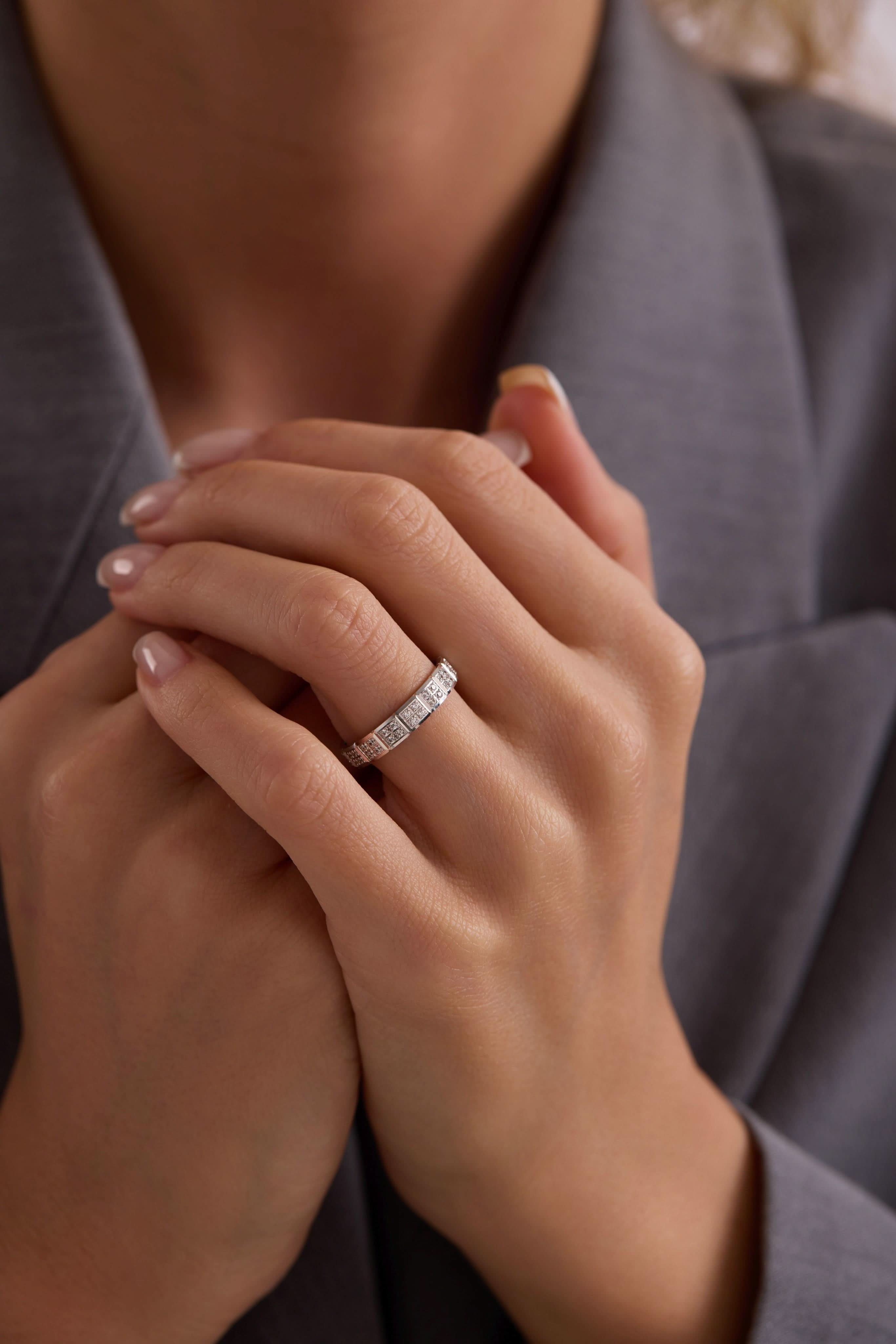 14 Ayar Beyaz Taşlı Alyans Altın Yüzük