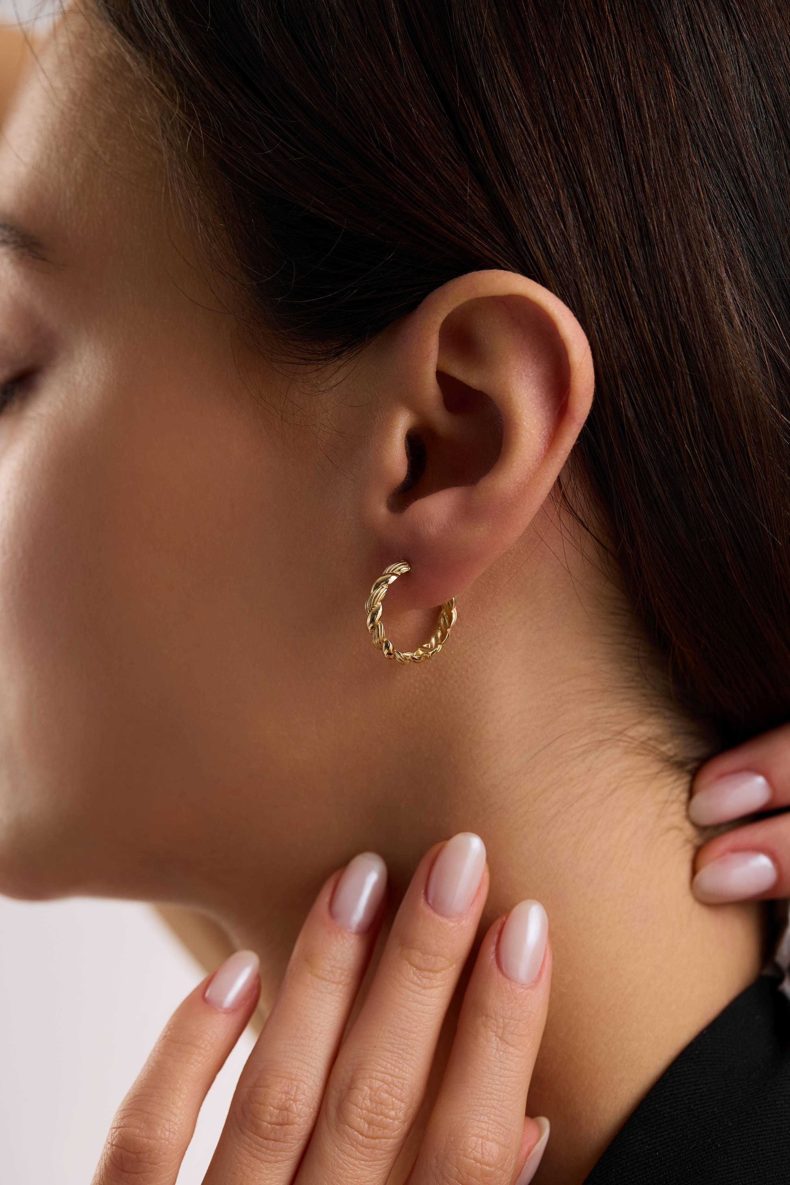 14 Ayar Burgu Altın Halka Küpe (Büyük)