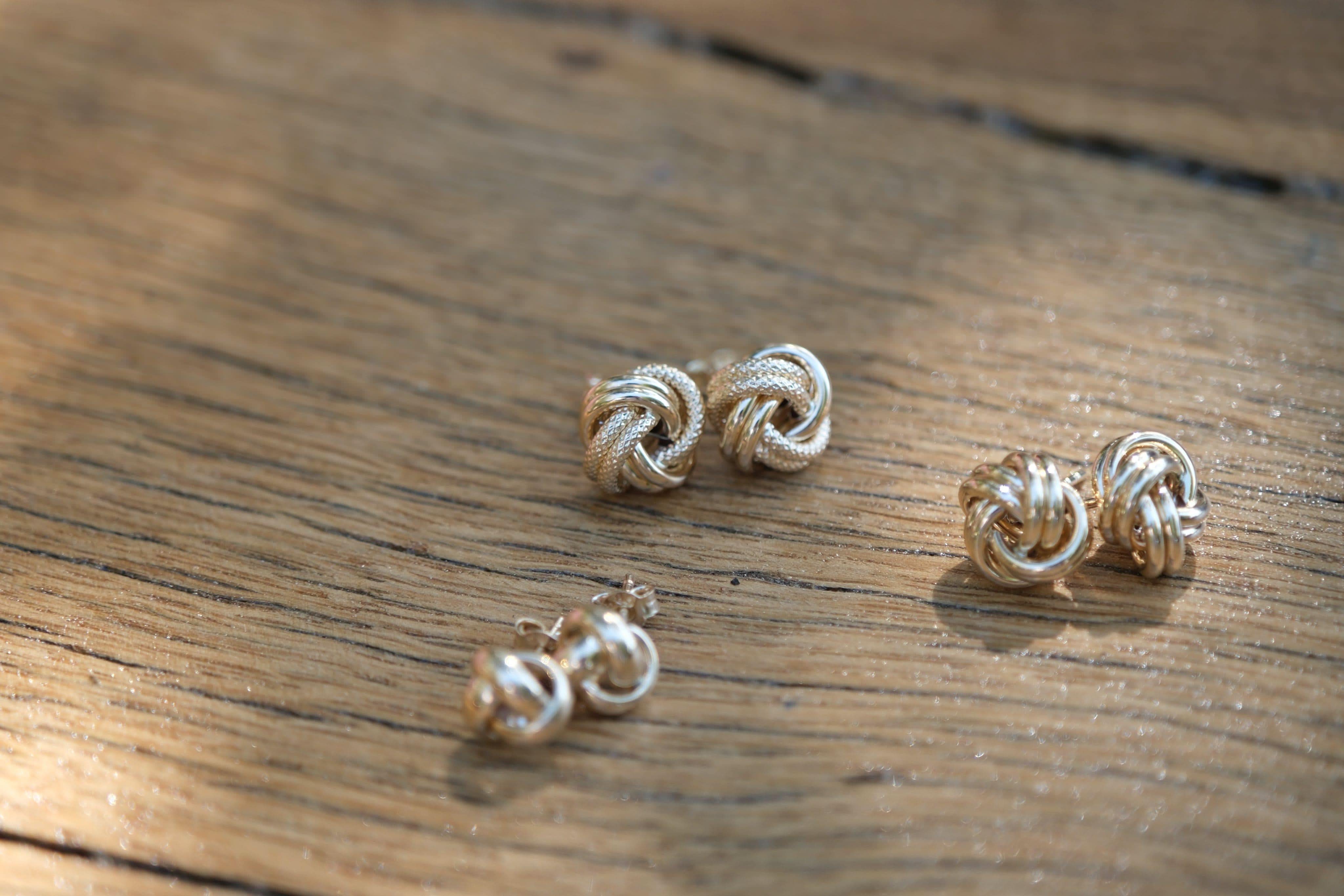 14 Ayar Büyük Kalemli Sarmaşık Küpe