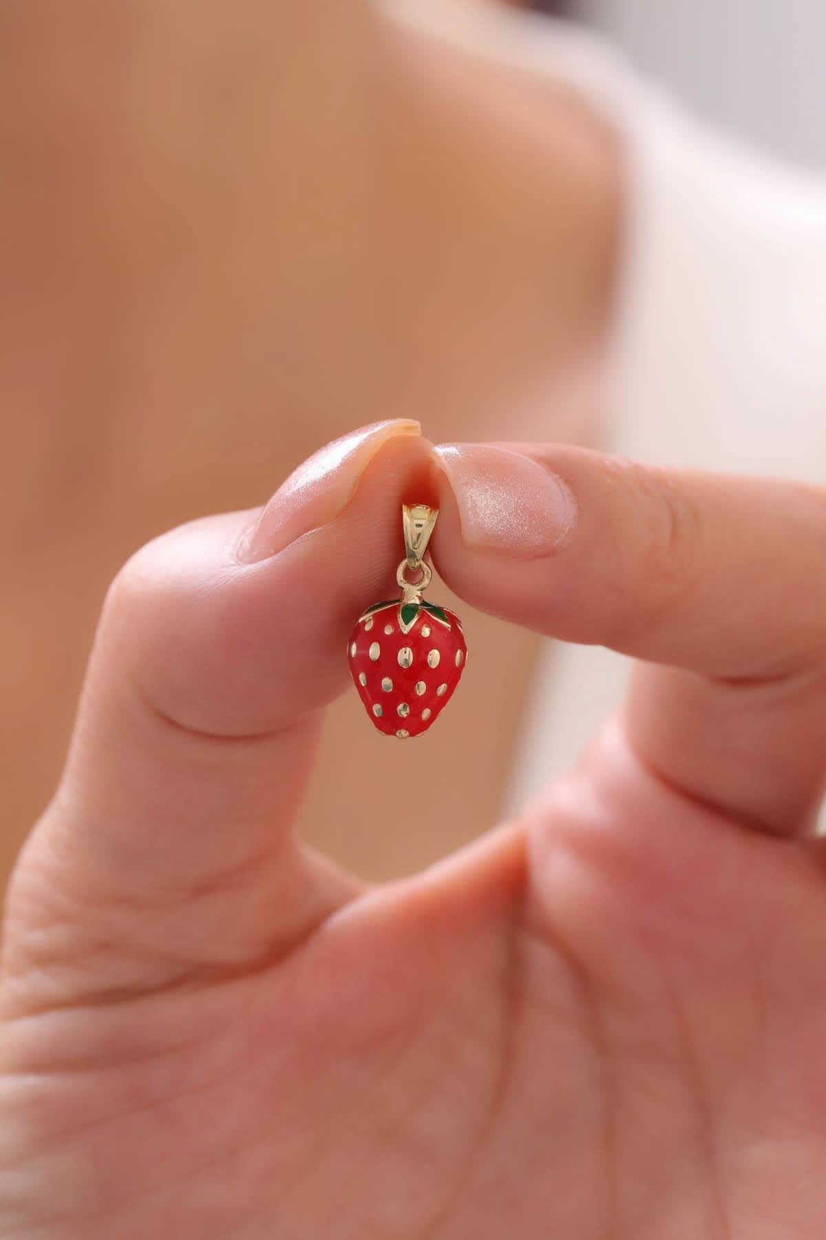 14 Ayar Çilek Altın Kolye Ucu