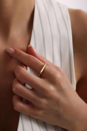 14 Ayar Çizgi Altın Yüzük