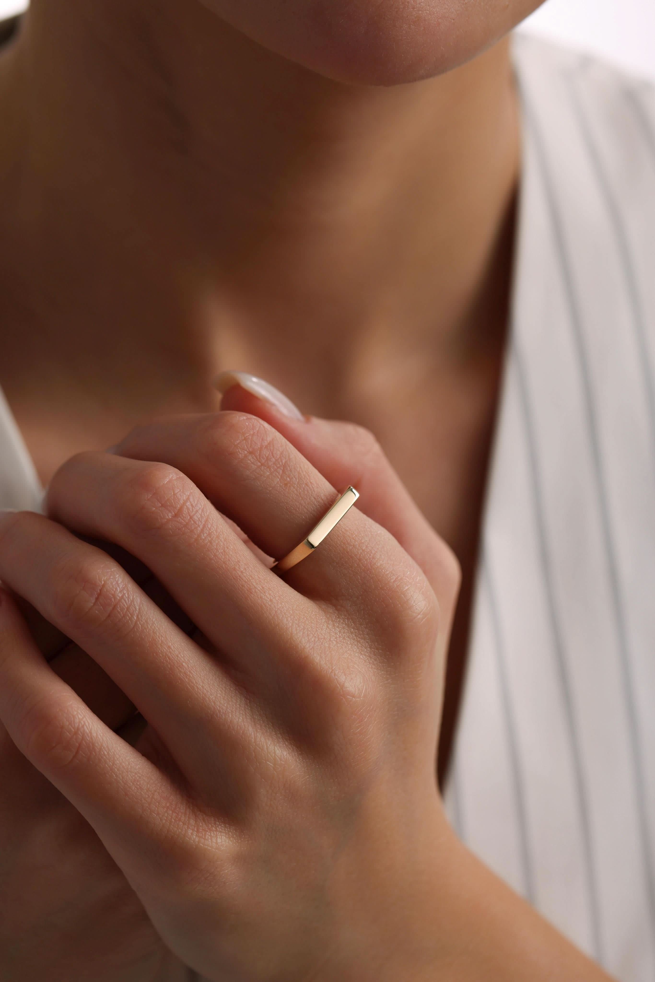 14 Ayar Çizgi Altın Yüzük