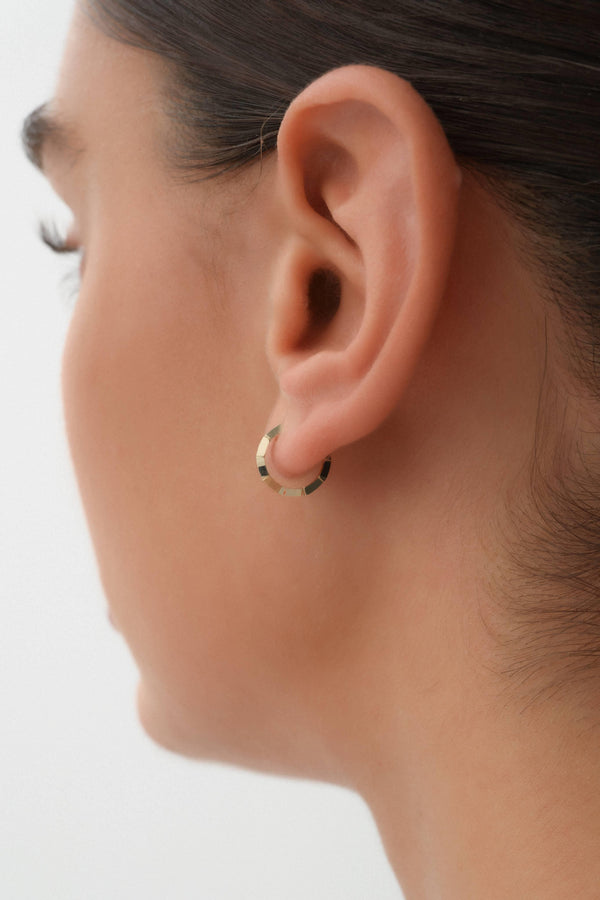 14 Ayar Desenli Altın Halka Küpe