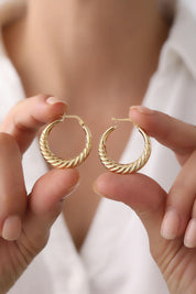 14 Ayar Desenli Halka Altın Küpe