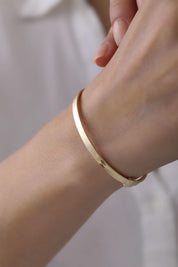 14 Ayar Düz Altın Kelepçe