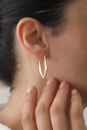 14 Ayar Geometrik Halka Altın Küpe