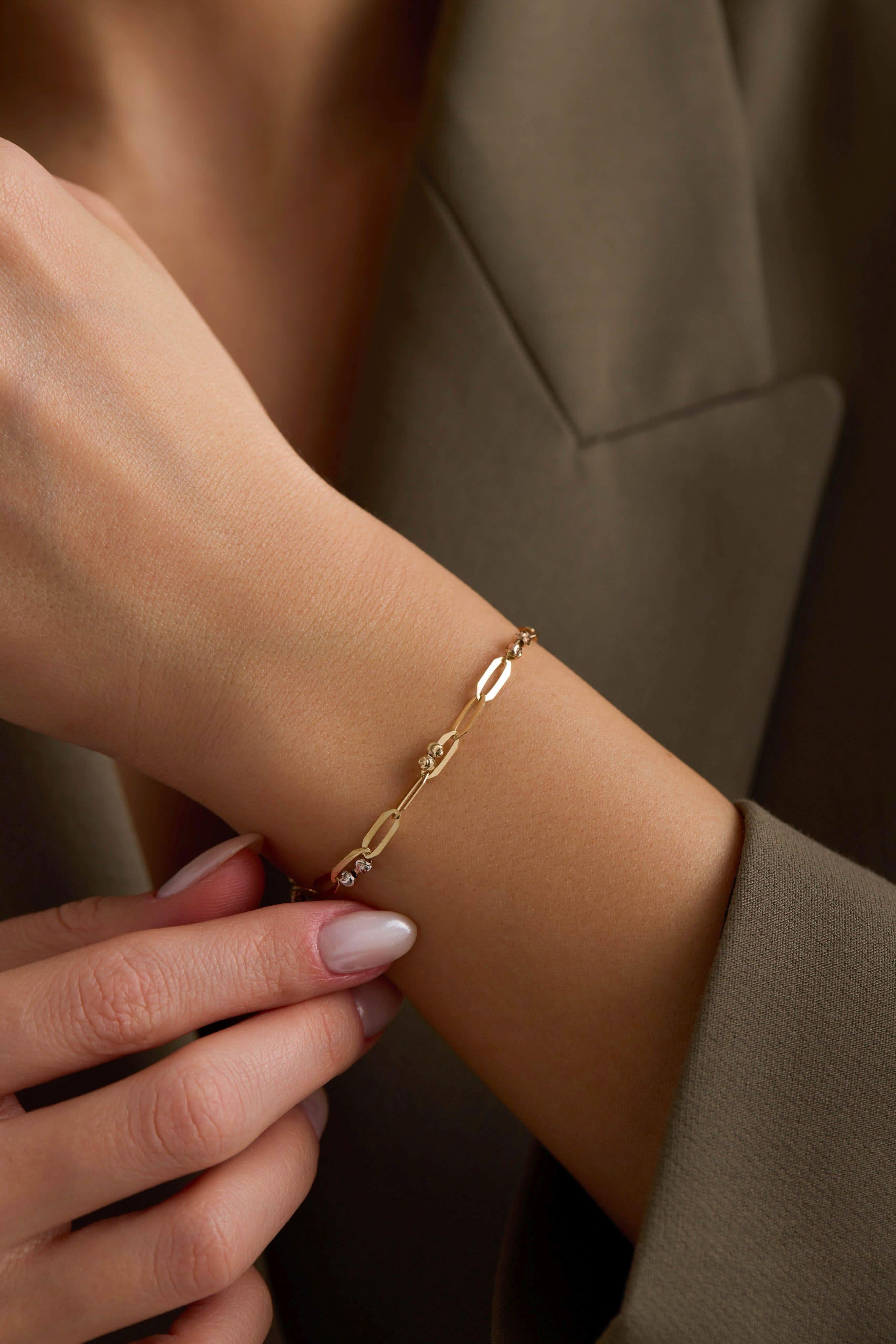 14 Ayar Halka Dorika Detaylı Altın Bileklik