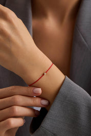 14 Ayar İpli Minimal Altın Bileklik