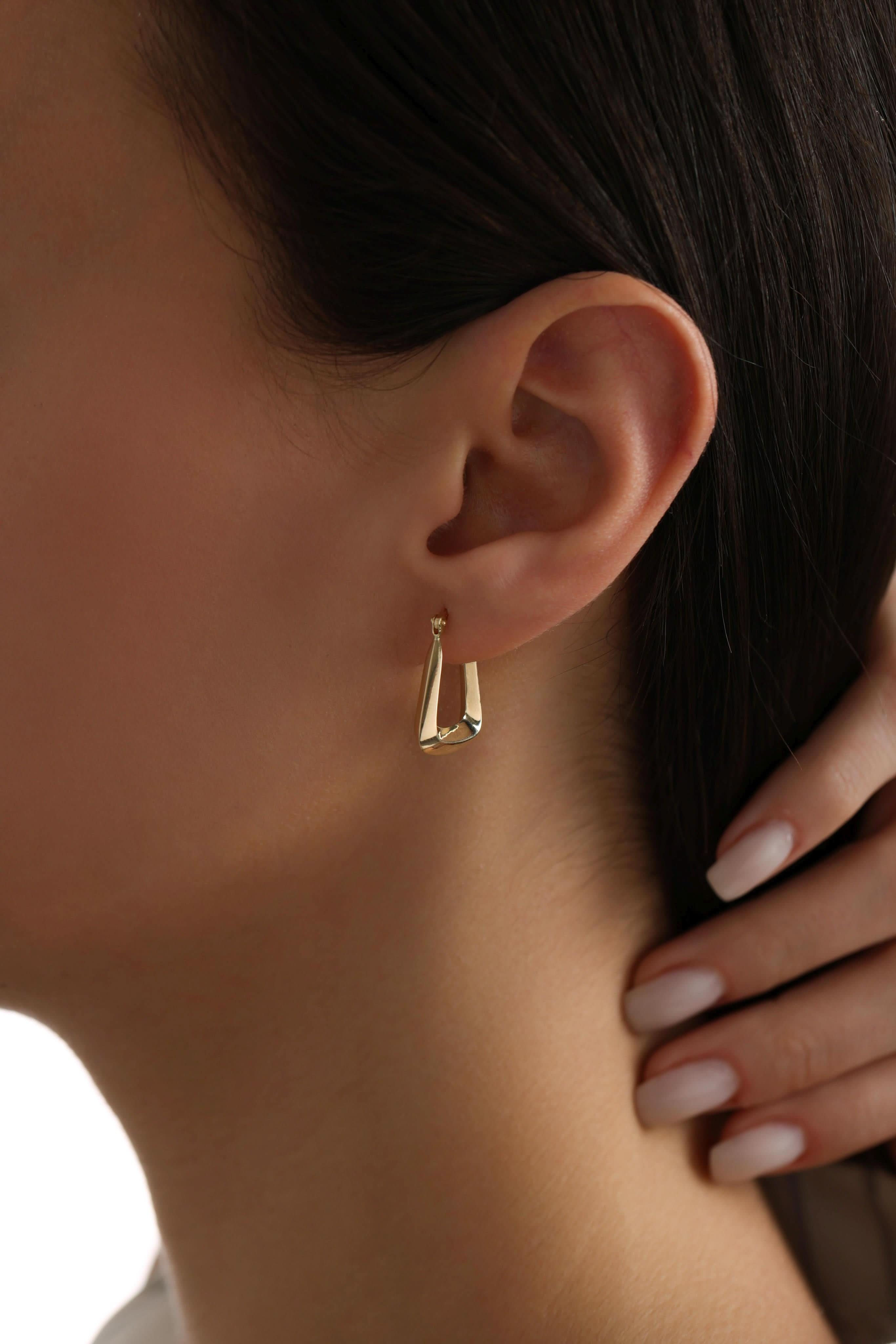 14 Ayar İtalyan Modern Altın Küpe