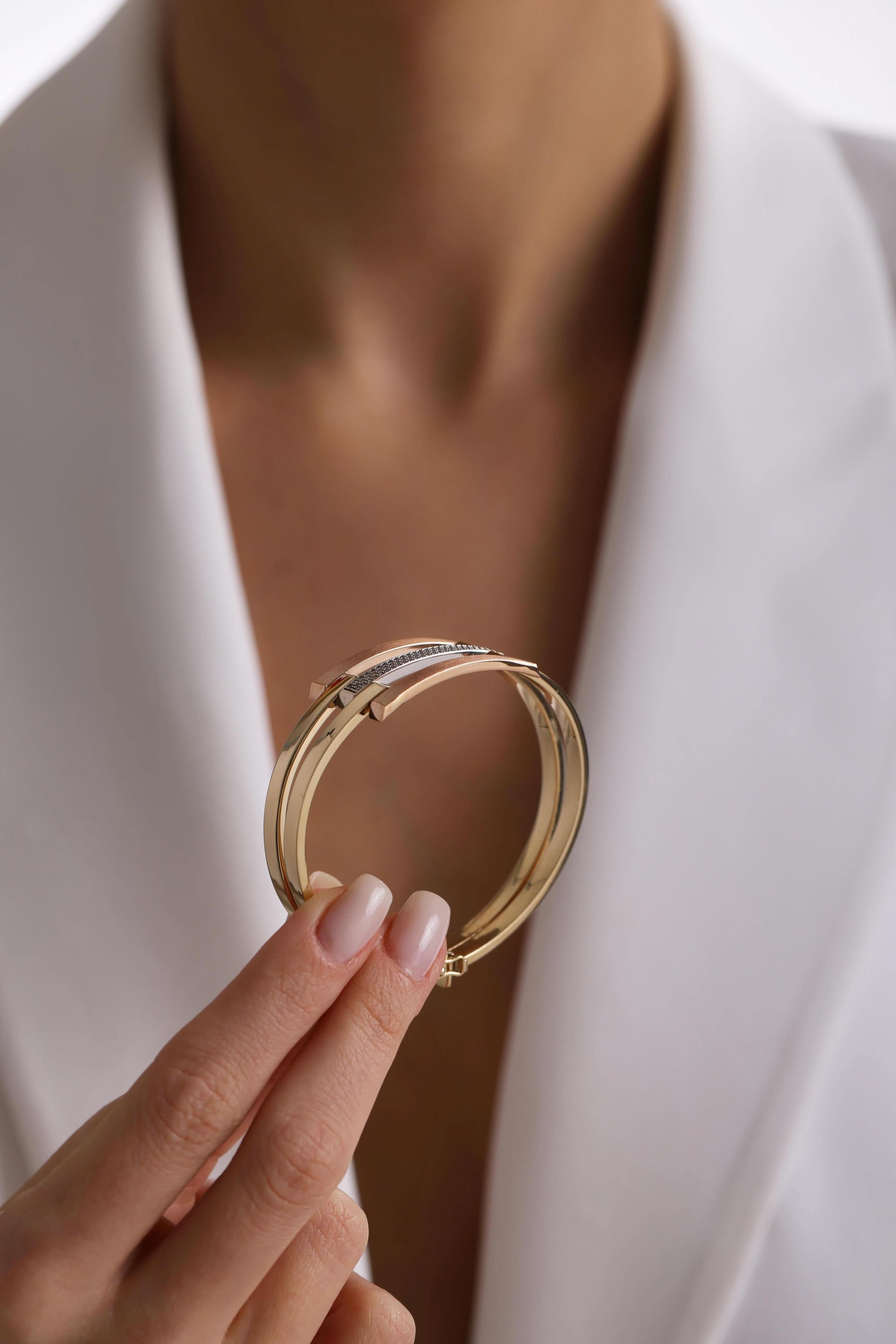 14 Ayar Kaburga Taşlı Altın Bilezik