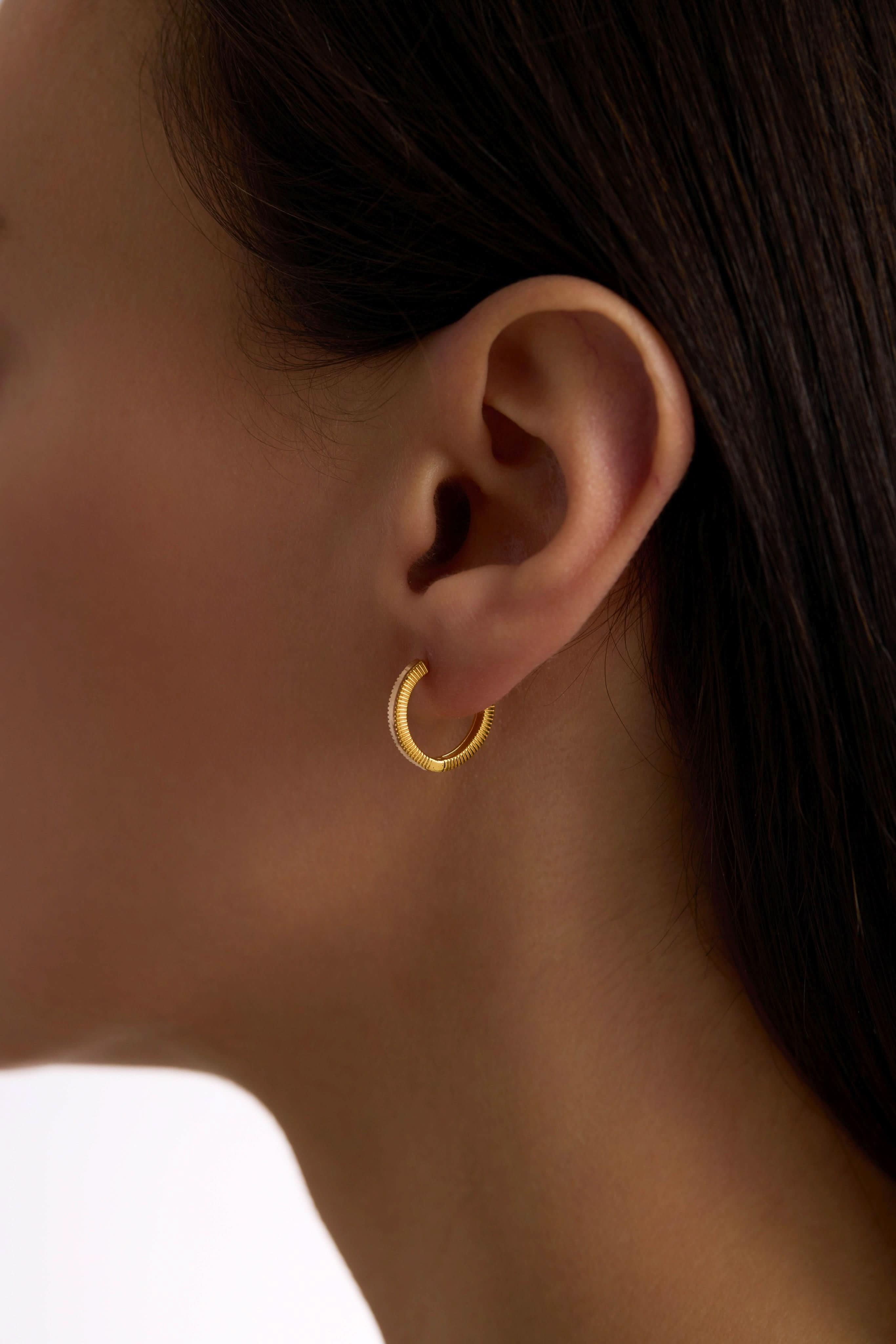 14 Ayar Kalemli Halka Altın Küpe