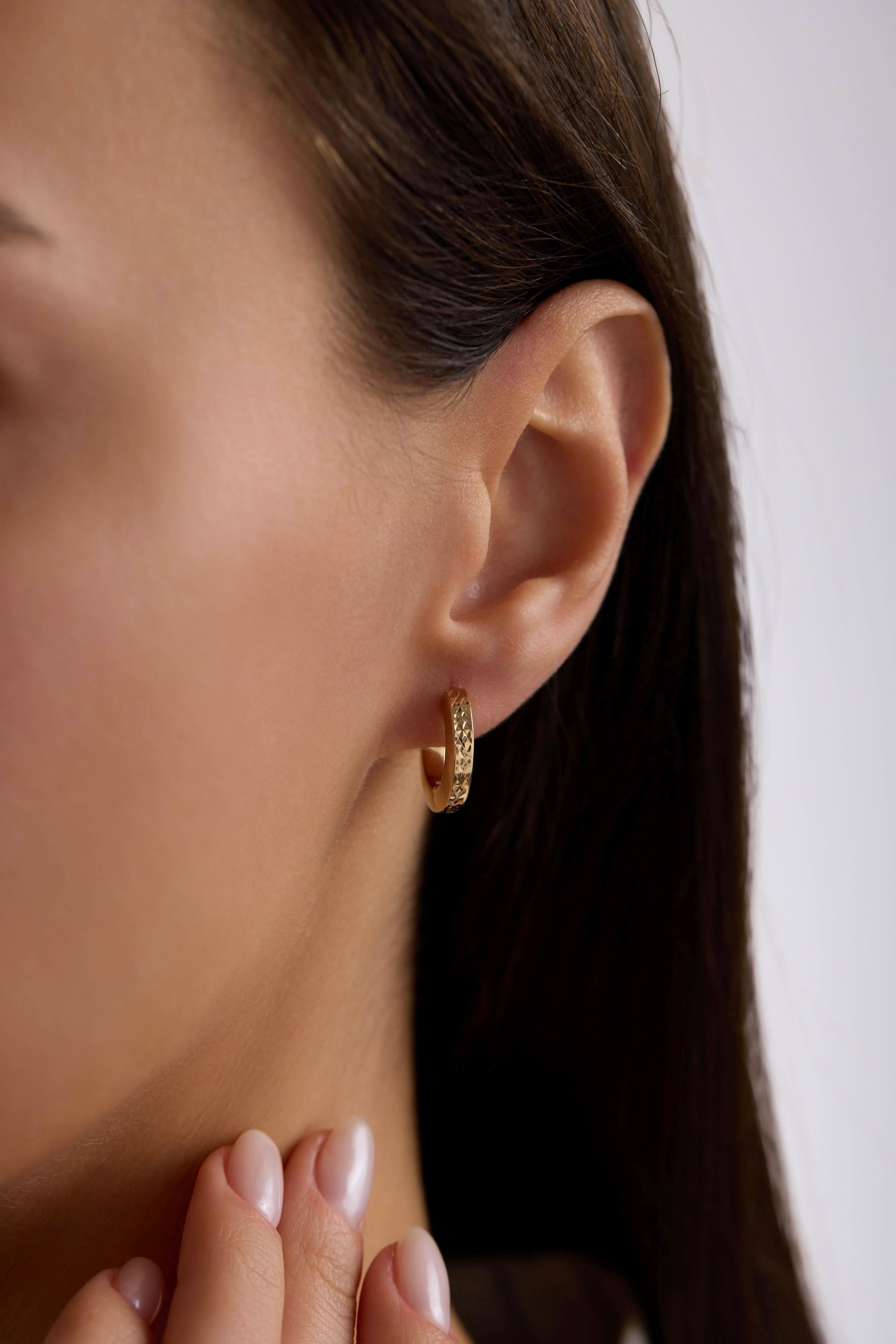 14 Ayar Kalemli Halka Altın Küpe