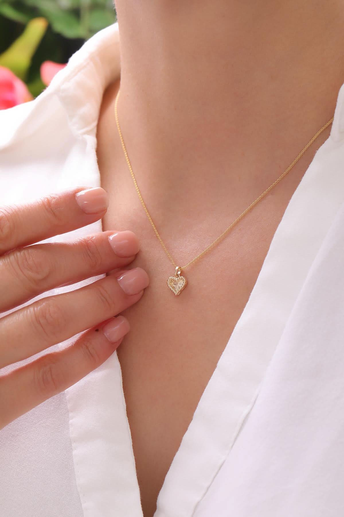 14 Ayar Kalemli Kalp Altın Kolye Ucu