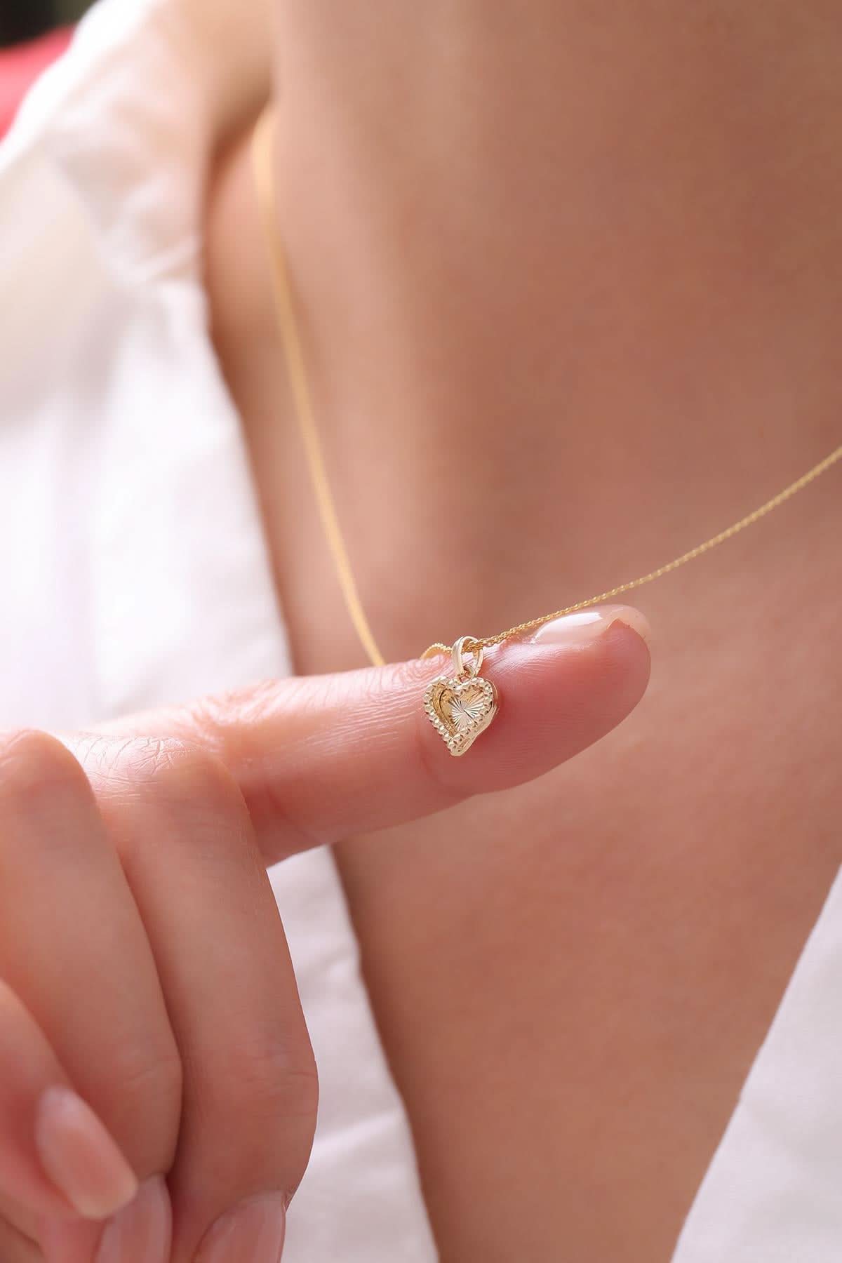 14 Ayar Kalemli Kalp Altın Kolye Ucu