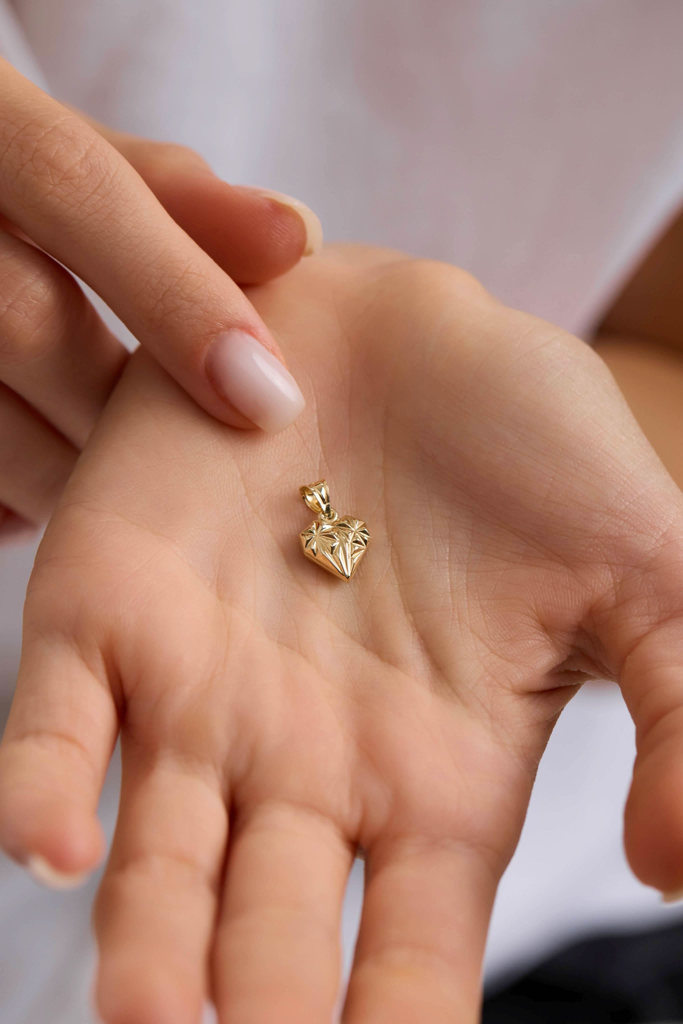 14 Ayar Kalp Altın Kolye Ucu