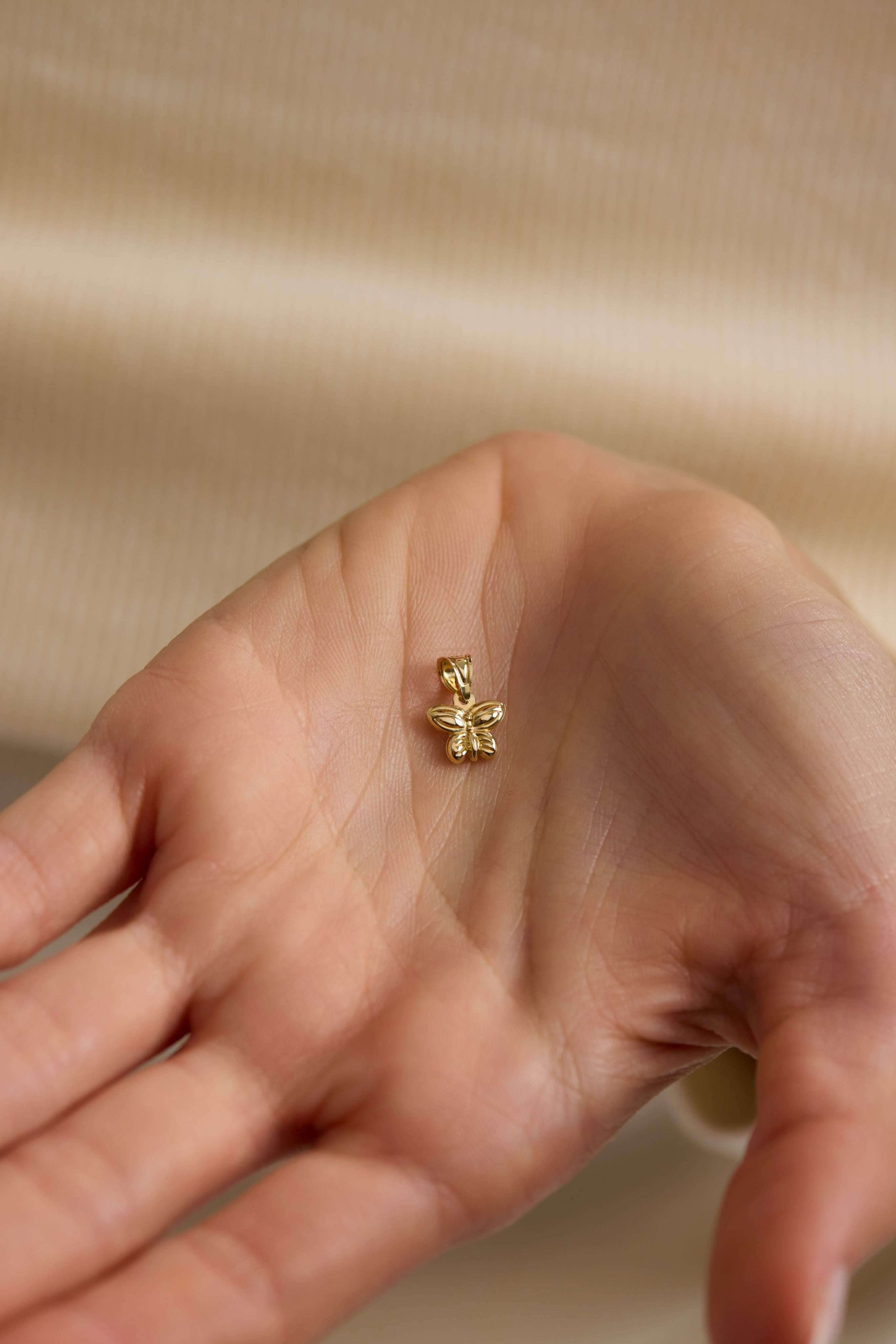 14 Ayar Kelebek Altın Kolye Ucu