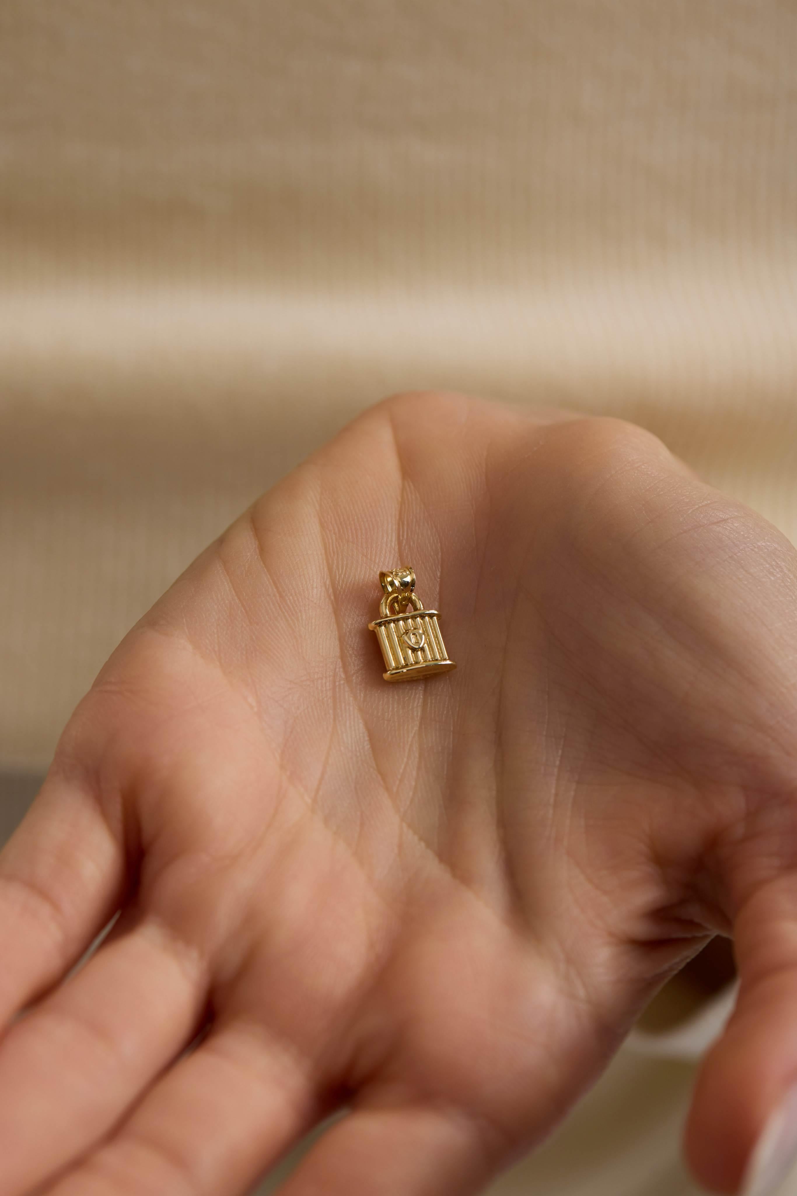 14 Ayar Kilit Altın Kolye Ucu