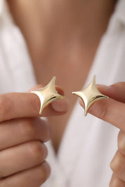 14 Ayar Kutup Yıldızı Altın Küpe