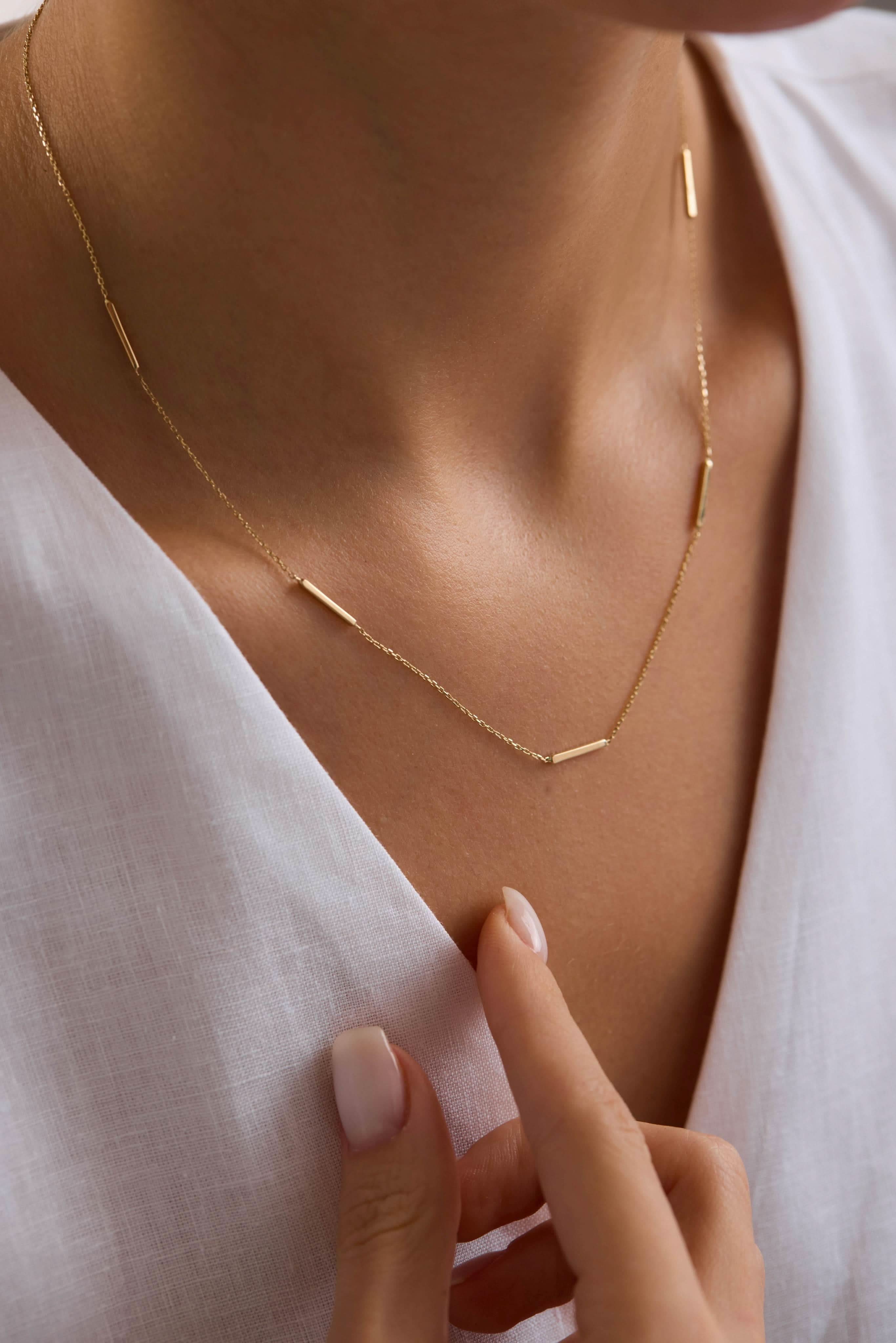 14 Ayar Minimal Altın Kolye