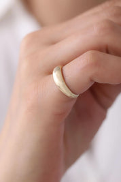 14 Ayar Minimal Oval Altın Yüzük