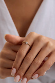 14 Ayar Minimal Tasarım Altın Yüzük