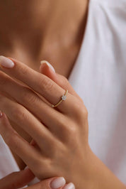 14 Ayar Minimal Tasarım Altın Yüzük