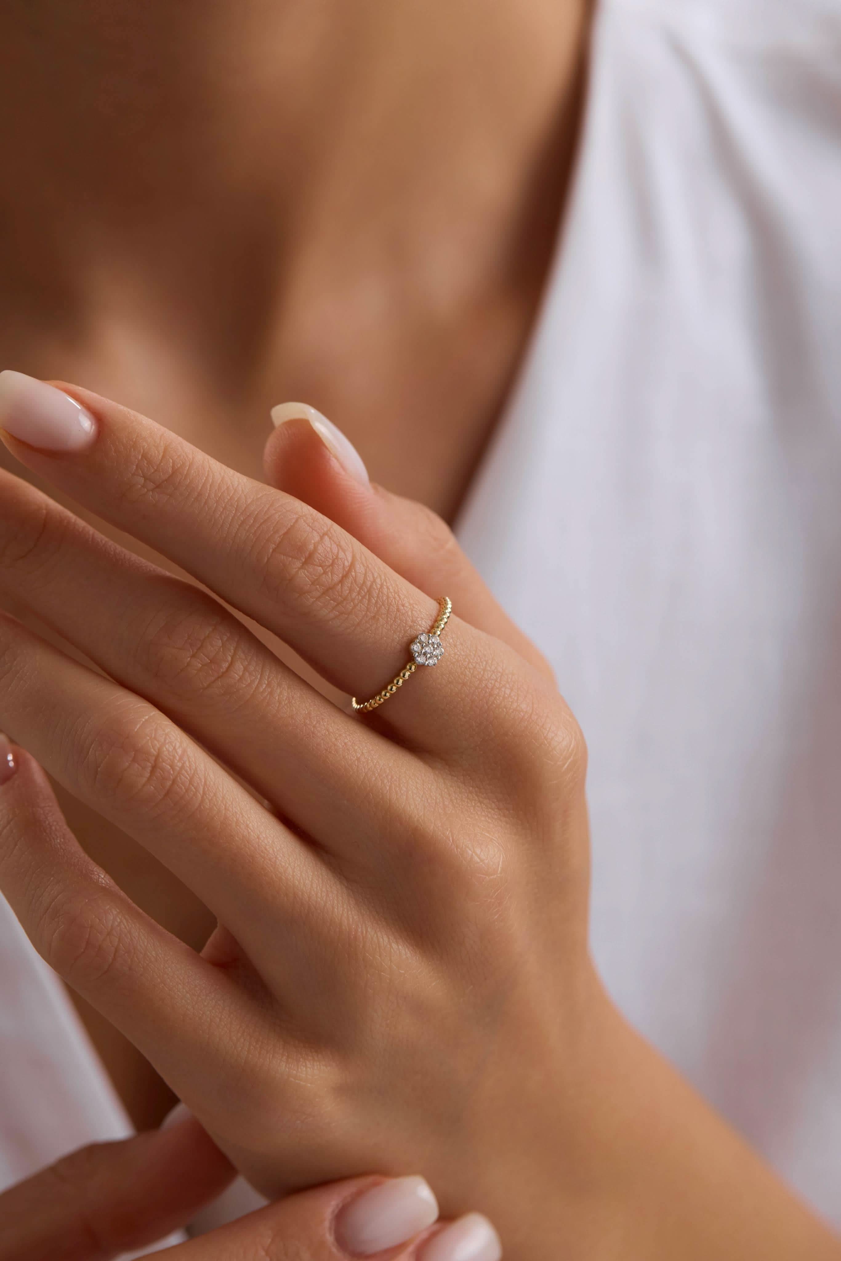 14 Ayar Minimal Tasarım Altın Yüzük