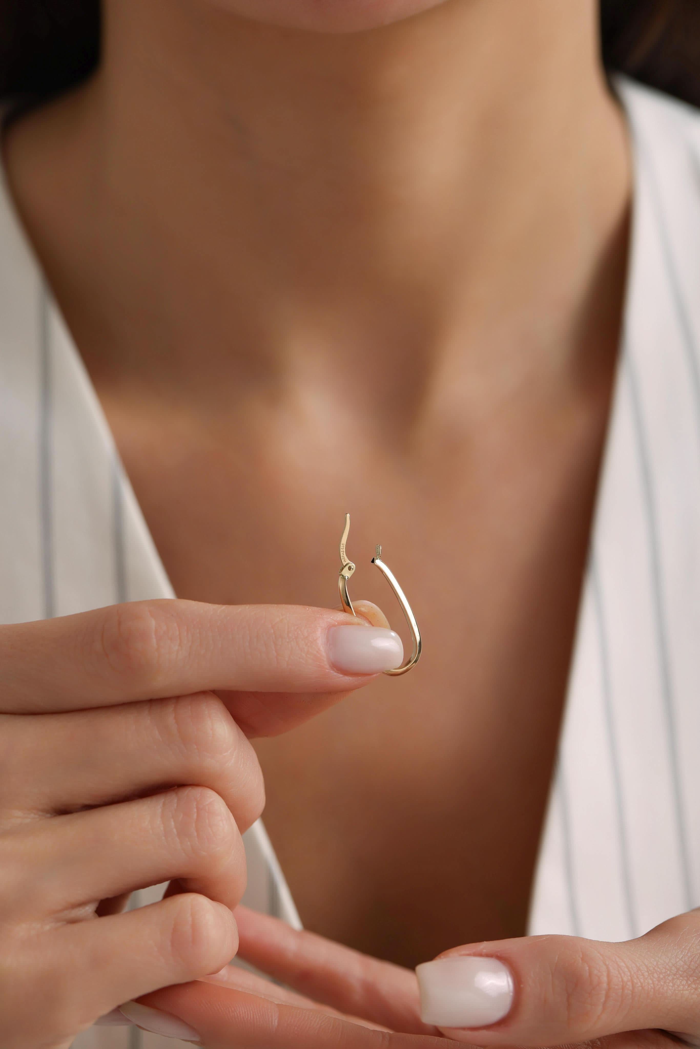 14 Ayar Oval Altın Küpe