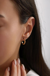 14 Ayar Oval Altın Küpe