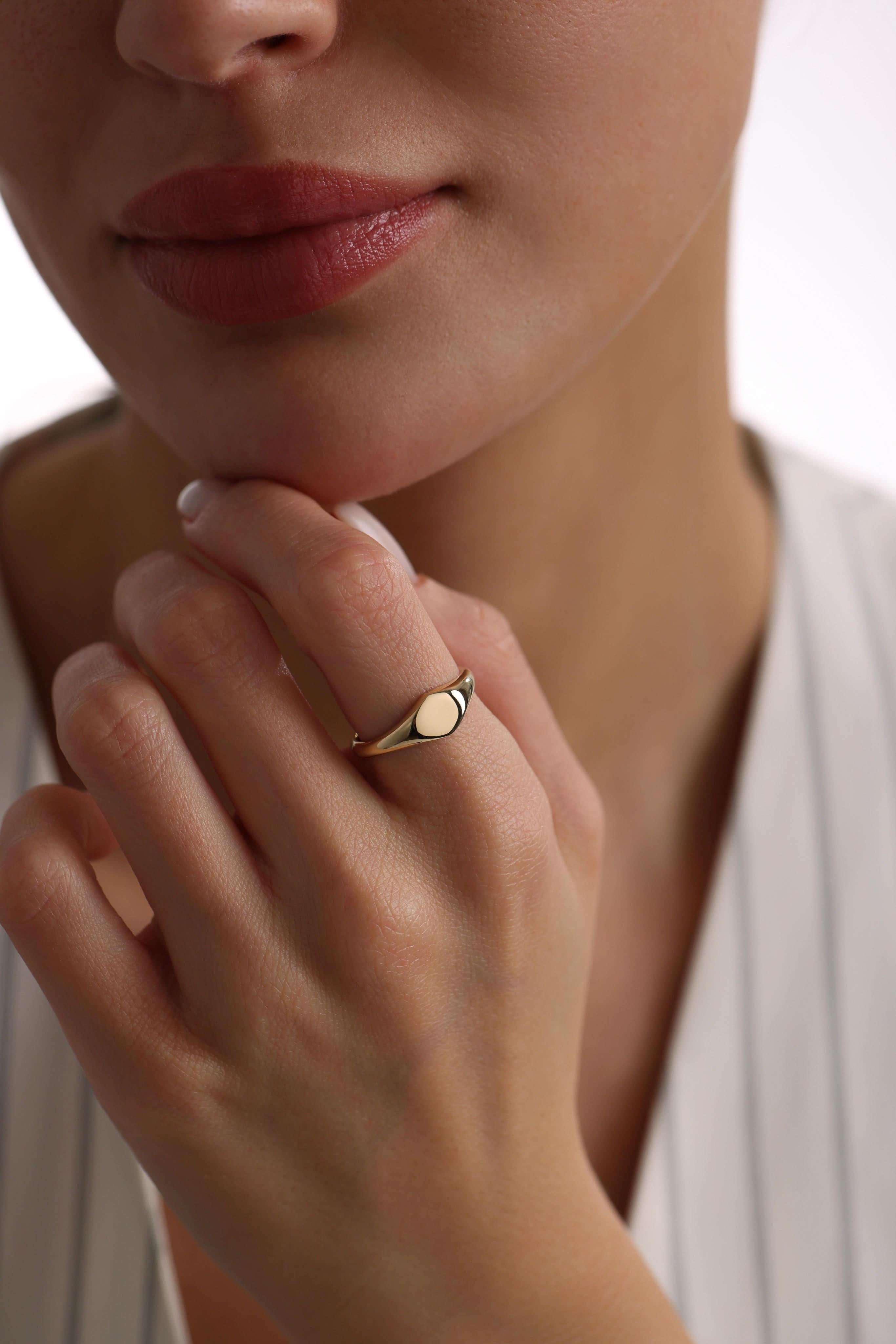 14 Ayar Oval Altın Yüzük