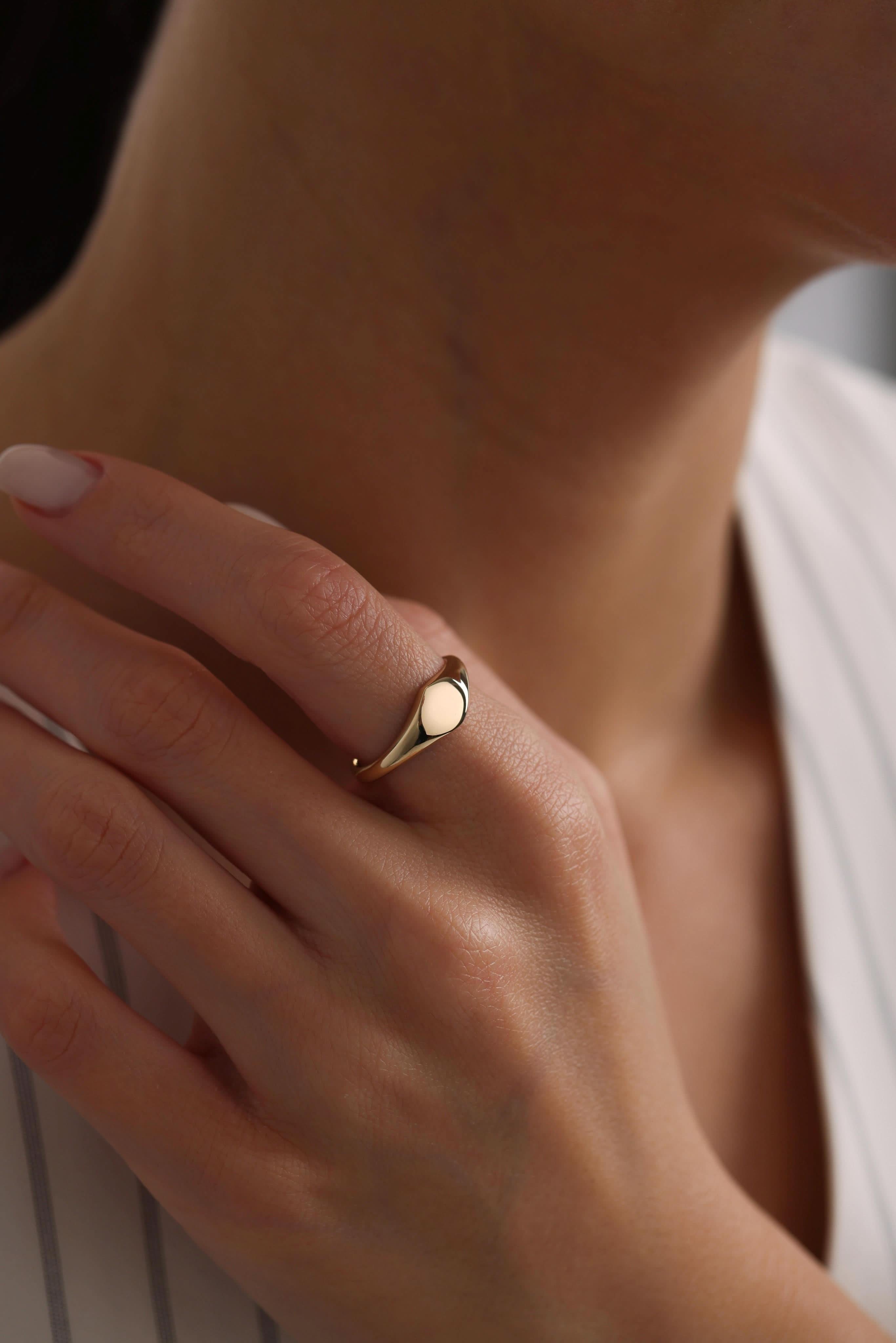 14 Ayar Oval Altın Yüzük