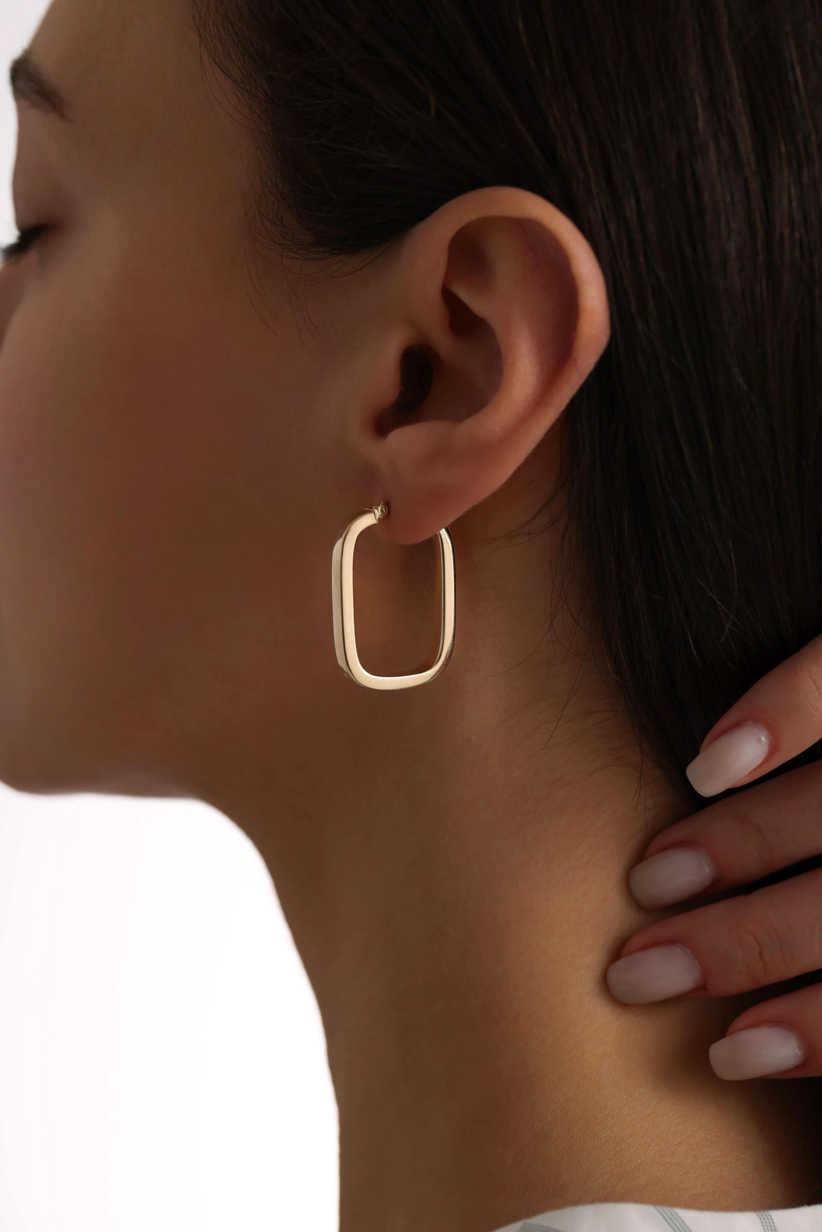 14 Ayar Oval Köşeli Kare Altın Küpe