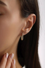 14 Ayar Oval Taşlı Altın Küpe