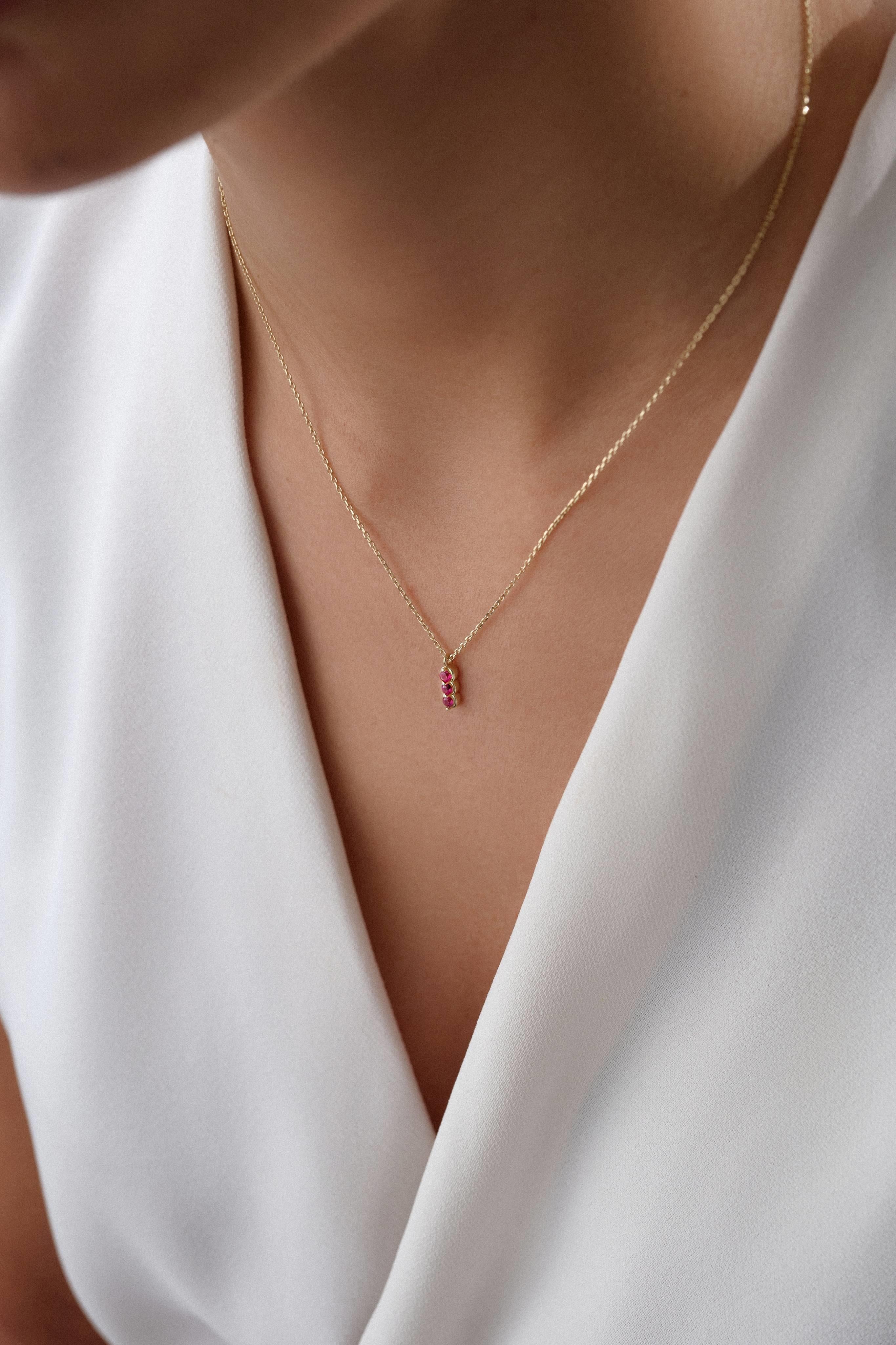 14 Ayar Pembe Minimal Altın Kolye
