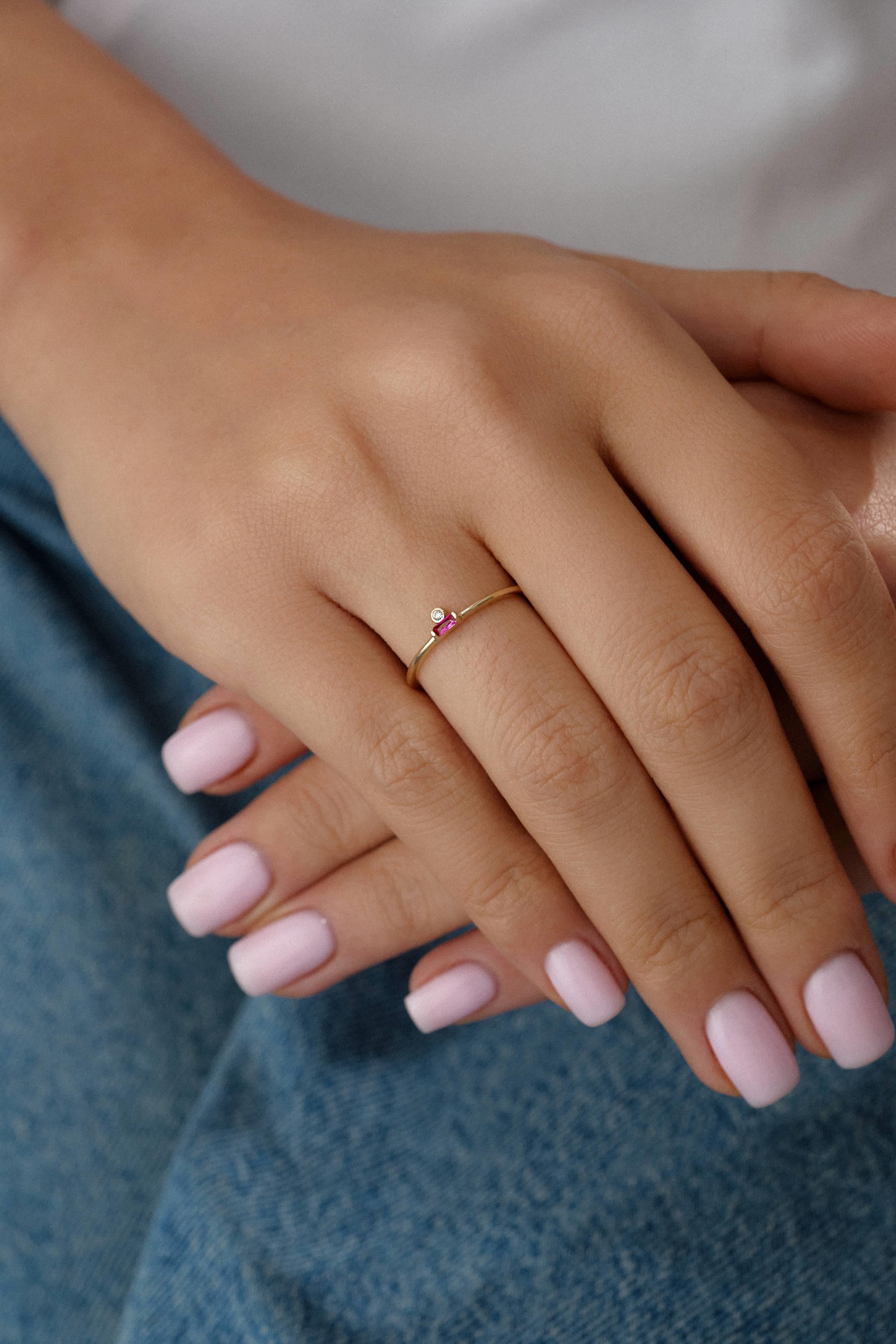 14 Ayar Pembe Minimal Altın Yüzük