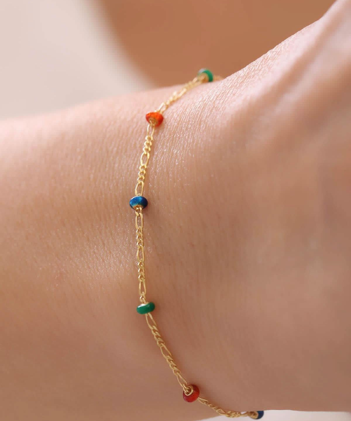 14-ayar-renkli-tasli-zincir-altin-bileklik-211742.jpg