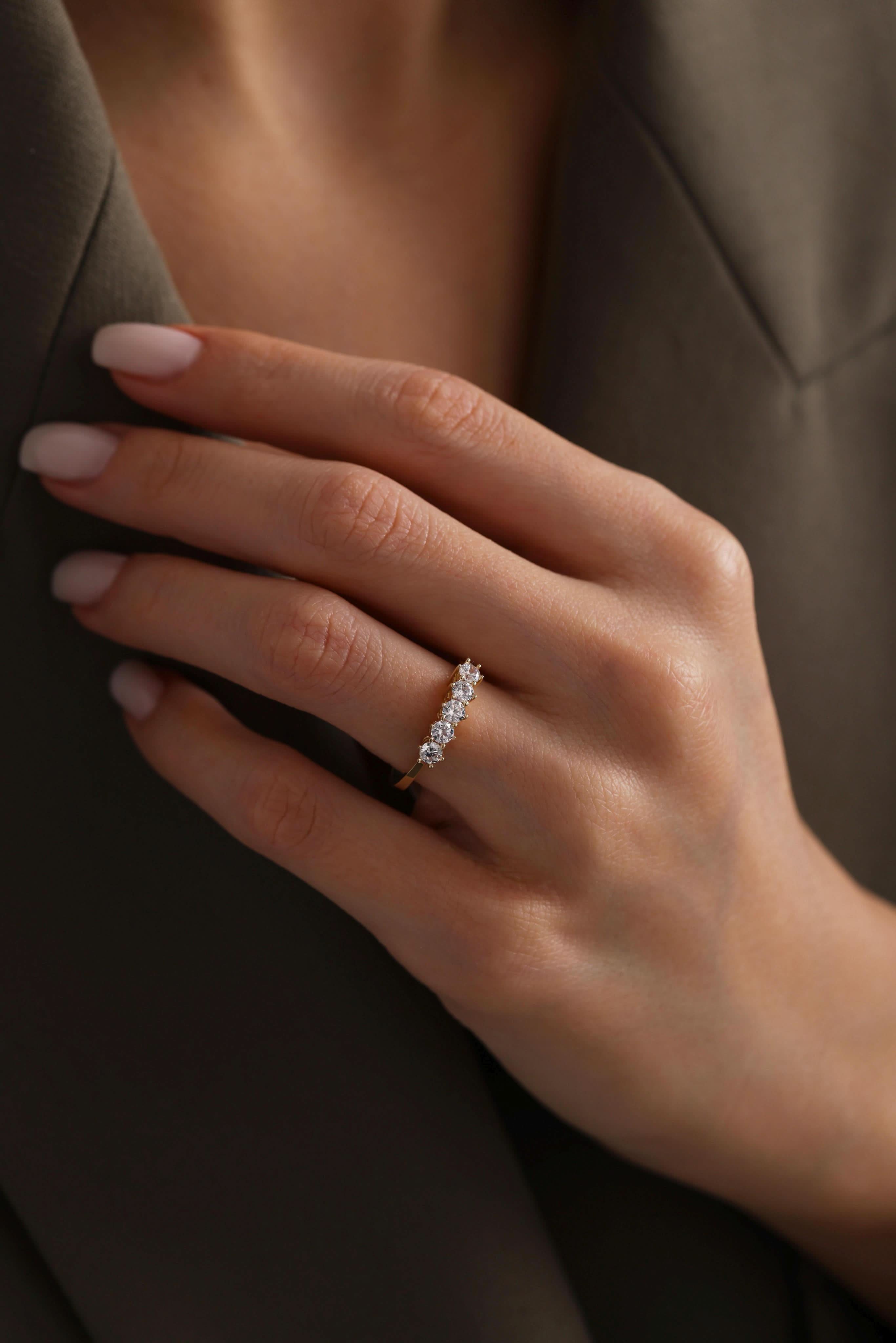 14 Ayar Sarı Beştaş Altın Yüzük