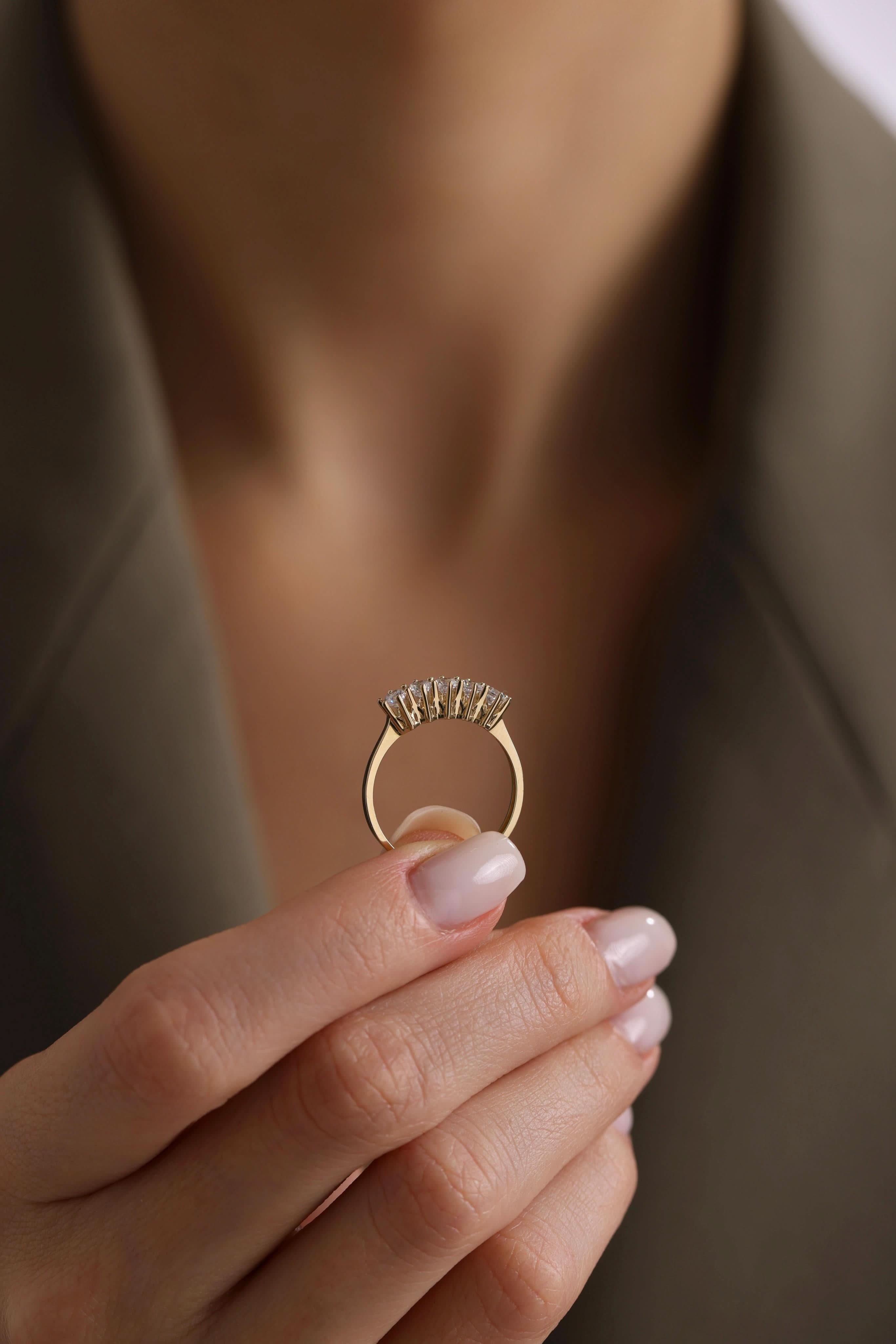 14 Ayar Sarı Beştaş Altın Yüzük