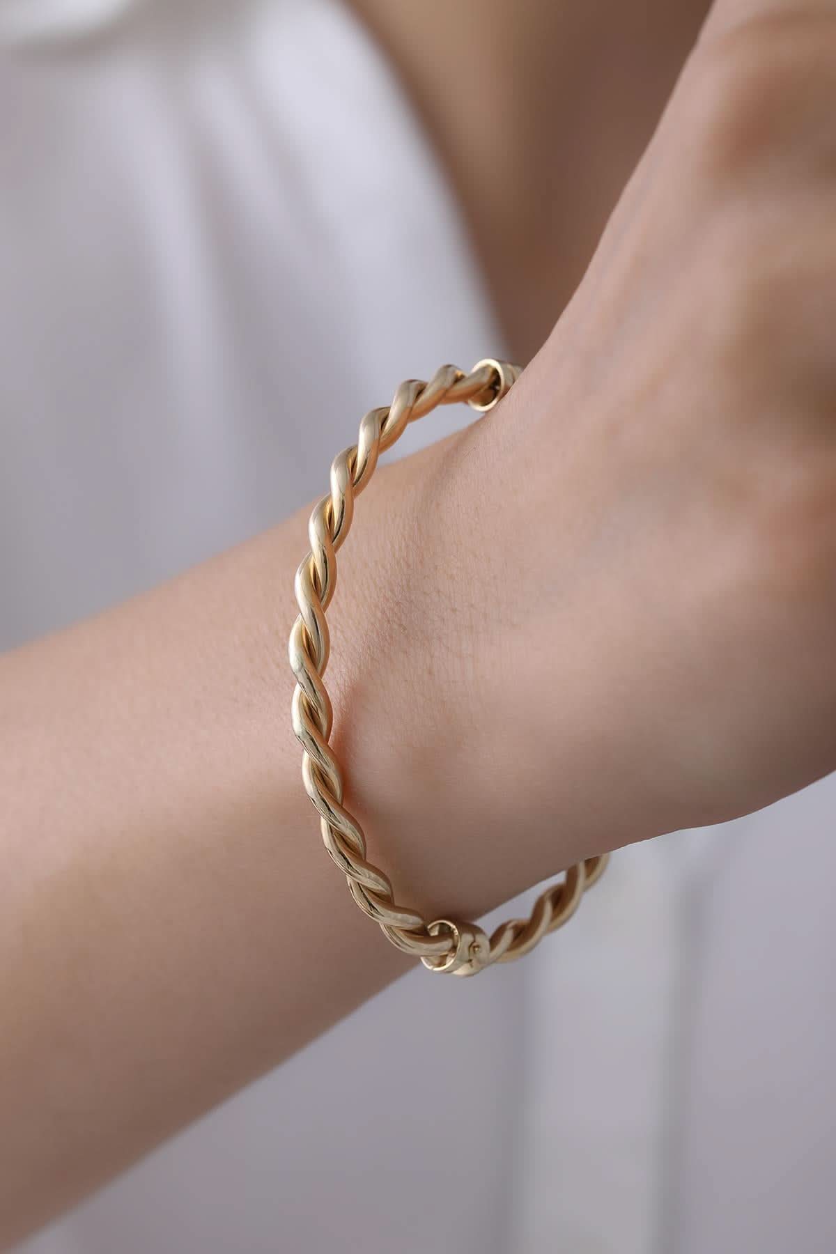 14 Ayar Sarmal Altın Kelepçe