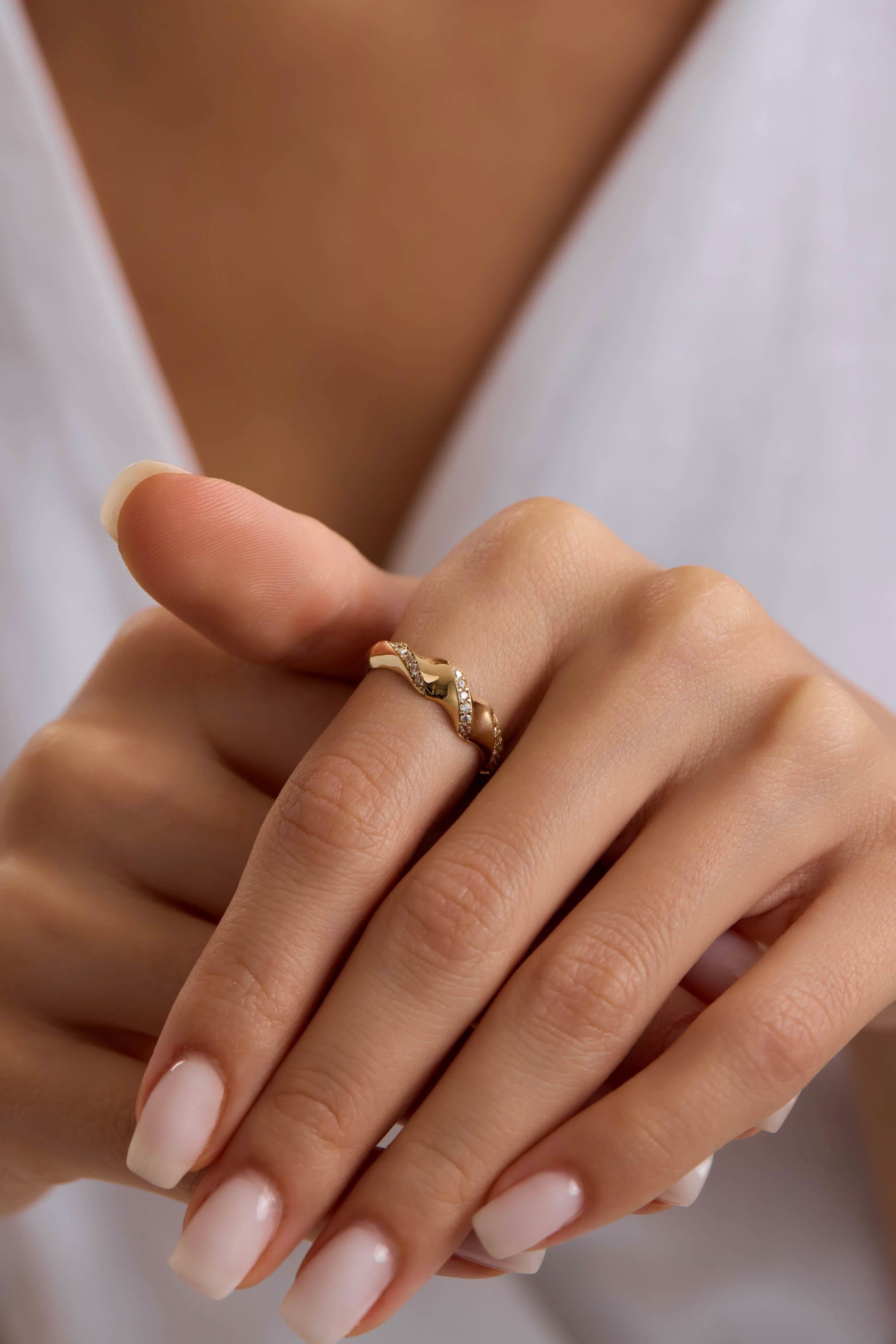 14 Ayar Sarmal Altın Yüzük