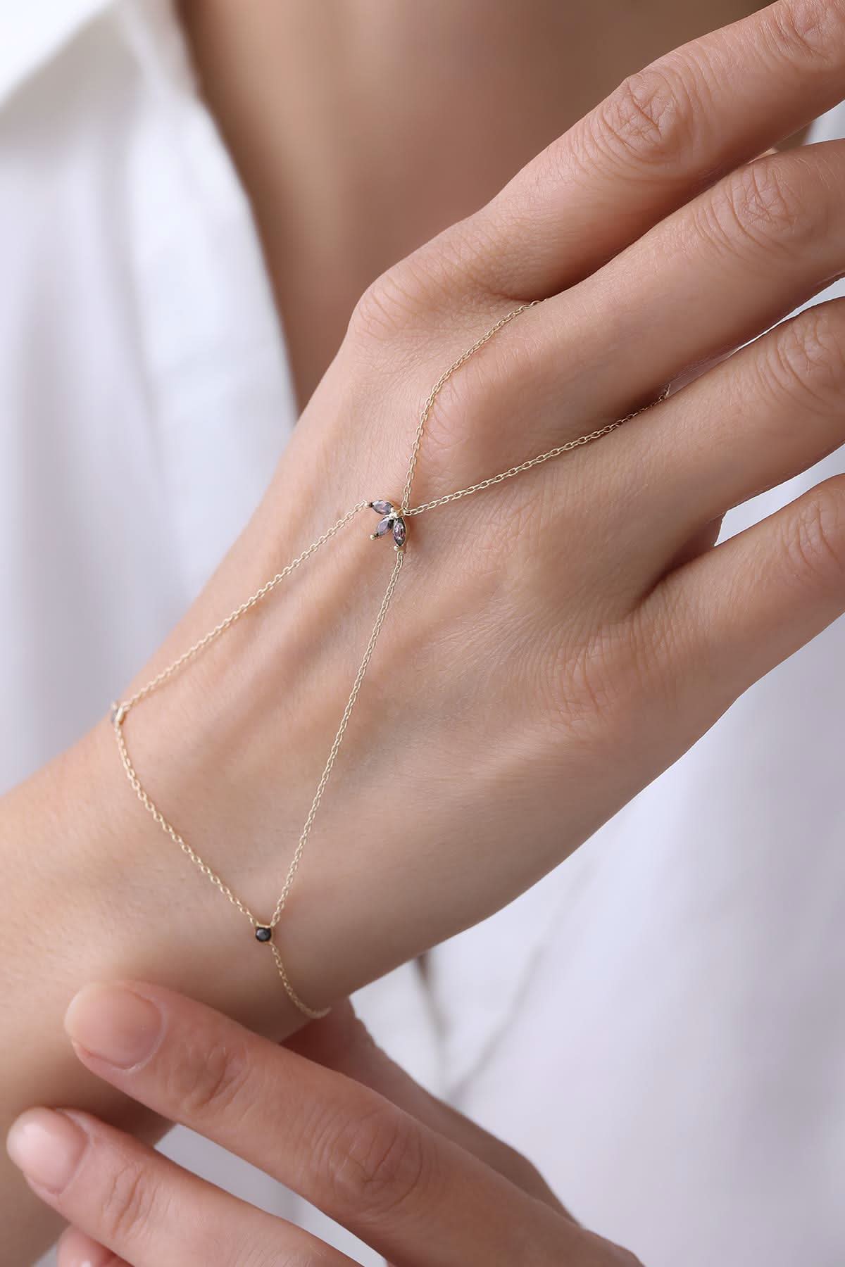 14 Ayar Siyah Taşlı Lotus Altın Şahmeran