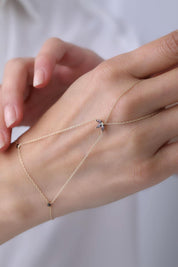 14 Ayar Siyah Taşlı Lotus Altın Şahmeran