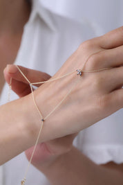 14 Ayar Siyah Taşlı Lotus Altın Şahmeran