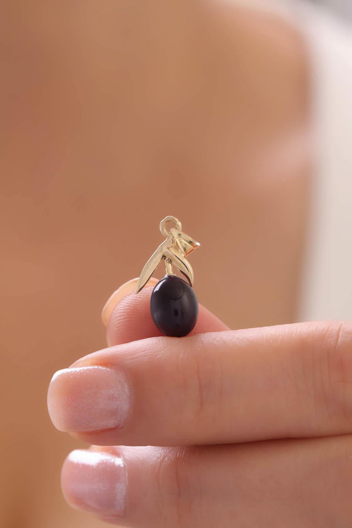 14 Ayar Siyah Zeytin Altın Kolye Ucu